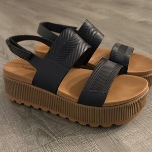 Women's black and Brown Platform Sandals